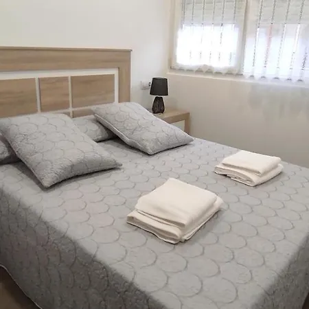 El Pontiguin 1 Apartmán *